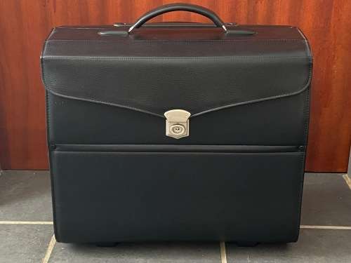 Laptop Pilot Travel Case with Wheels ( Trolley) with Carry Handle , Dimensions: 42 x 37 x 20 cm, 4KG