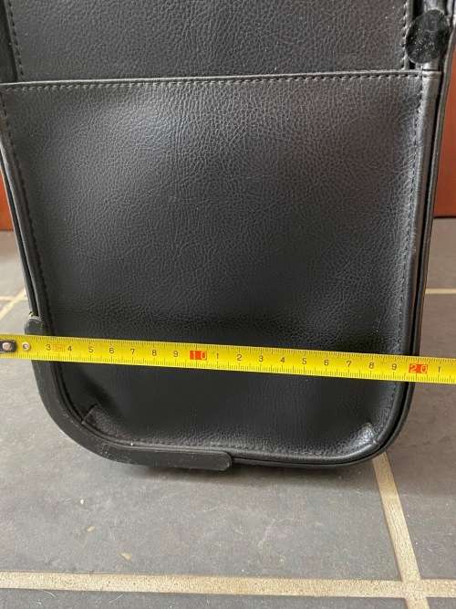 Laptop Pilot Travel Case with Wheels ( Trolley) with Carry Handle , Dimensions: 42 x 37 x 20 cm, 4KG