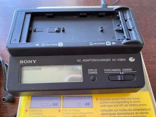SONY AC-VQ850D  in working condition , rare , in orginal box