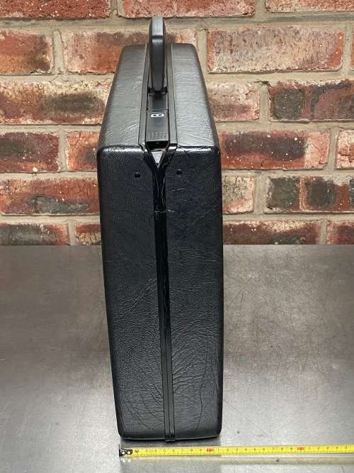 Samsonite Hard Shell Brief Case with Combo Lock, grey, antrazith, from 70/80ties , made in Belgium