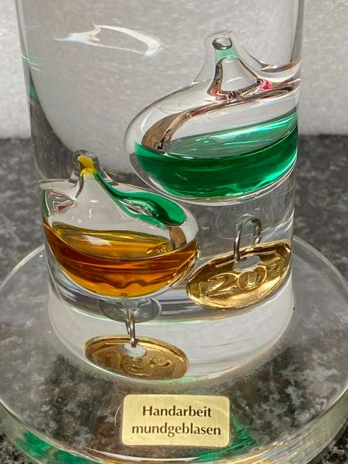 Galileo Thermometer Glass-Thermometer, handmade, mundgeblasen 18°bis 26° Celsius, from Germany,