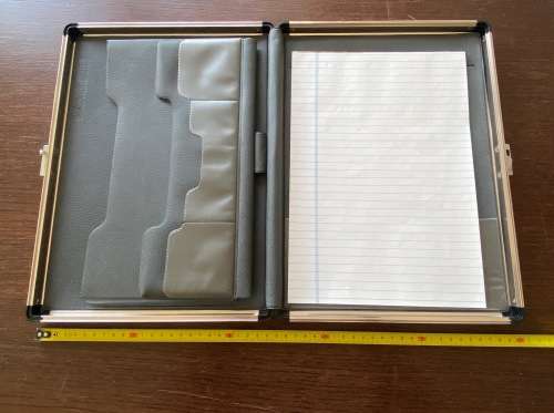 Metoni Aluminum Briefcase, approx. size 33x26x4cm, for A4. Vintage, in good condition. West Germany