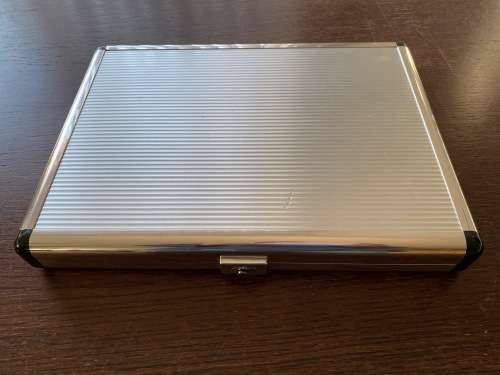 Metoni Aluminum Briefcase, approx. size 33x26x4cm, for A4. Vintage, in good condition. West Germany
