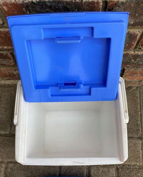 Big Jim Coolbox 8 Litre blue, camping cool box