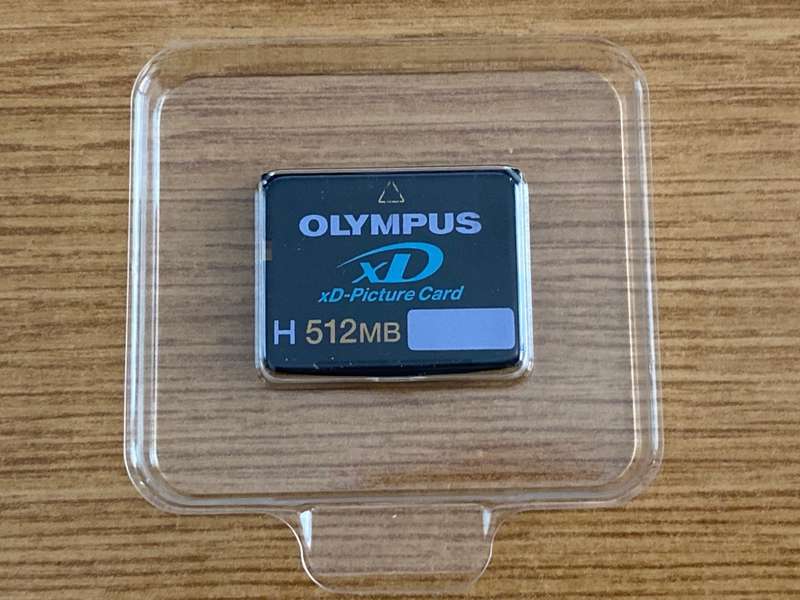Olympus XD Card 512MB panorama , never used , in original box
