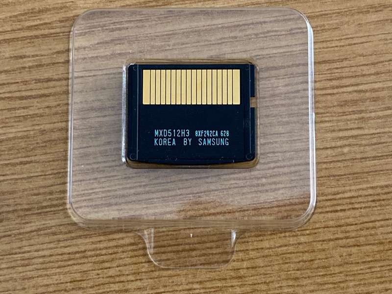 Olympus XD Card 512MB panorama , never used , in original box