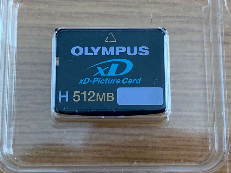 Olympus XD Card 512MB panorama , never used , in original box