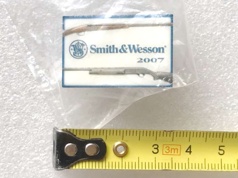 Smith & Wesson 2007 pin, new ,collectors item, rare