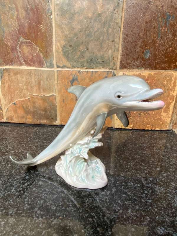 Hummel Goebel Dolphin porcelaine 36811-21, from the 80s, Made in W.Germany, rare, collectors item