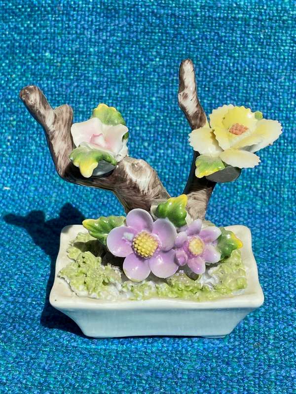 Flower figure porcelain, vase with flowers ornament, miniature