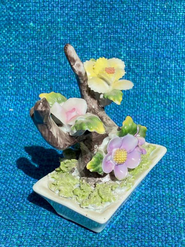 Flower figure porcelain, vase with flowers ornament, miniature