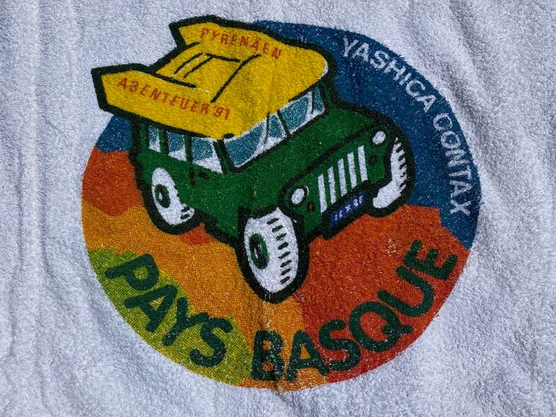 Vintage CONTAX YASHICA Pays Basque Beach Towel Pyrenaen, white , from 1991, collectors item,
