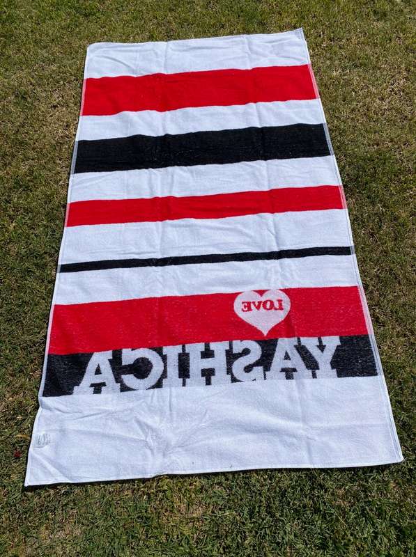 Vintage LOVE YASHICA Beach Towel , 160cmx80cm, from the 80s,collectors item, still brand new,