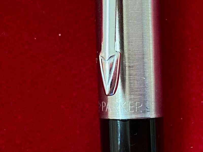 Parker Ball Pen , black silver,made in USA , LI, date code, 2003 Q3 ,collectors item