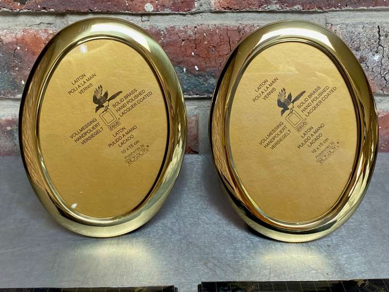 2x Erno Oval Photo Frame ,brass metal,gold colour, from Germany,new,unused, for photo size 10x15cm,