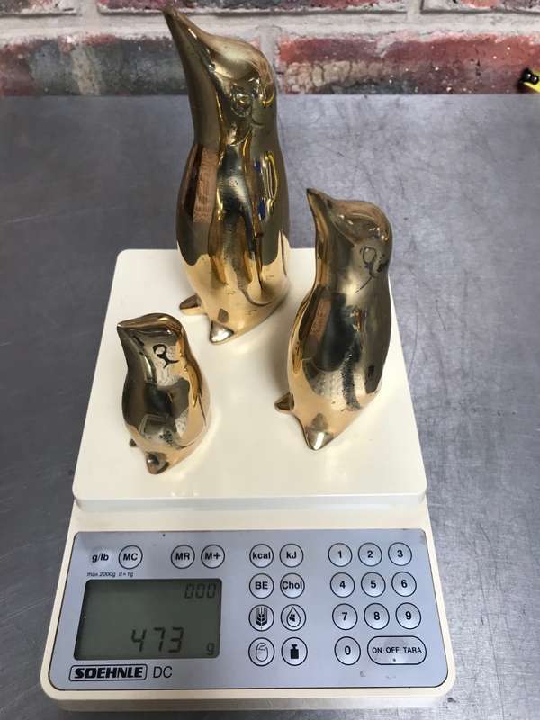 Penguins Lot  2 , Nice set of three sleekly designed brass penguins from the 1980s.
