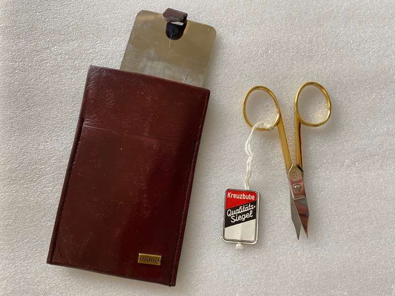 Mano / Kreuzbube nail scissors Set , preowned (Lot 3) with leather pouch