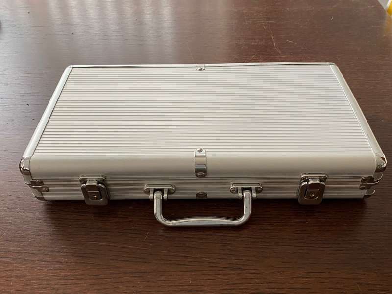 Poker Chip Set 300 Pieces (chips and cards still sealed) Incl. aluminium case