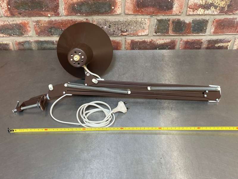 Vintage Retro Office desk lamp, from the 60s / 70s, collectors item, is working, colour is brown