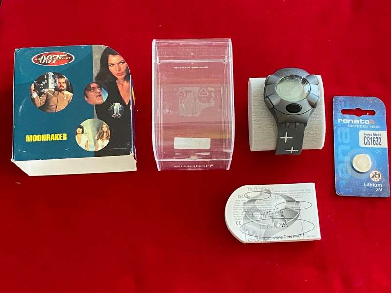 JAMES BOND MOONRAKER SWATCH WATCH Special Edition GENUINE OFFICIAL, LIKE NEW, IN ORIGINAL BOX