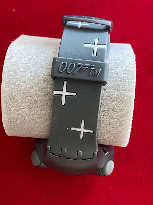 JAMES BOND MOONRAKER SWATCH WATCH Special Edition GENUINE OFFICIAL, LIKE NEW, IN ORIGINAL BOX