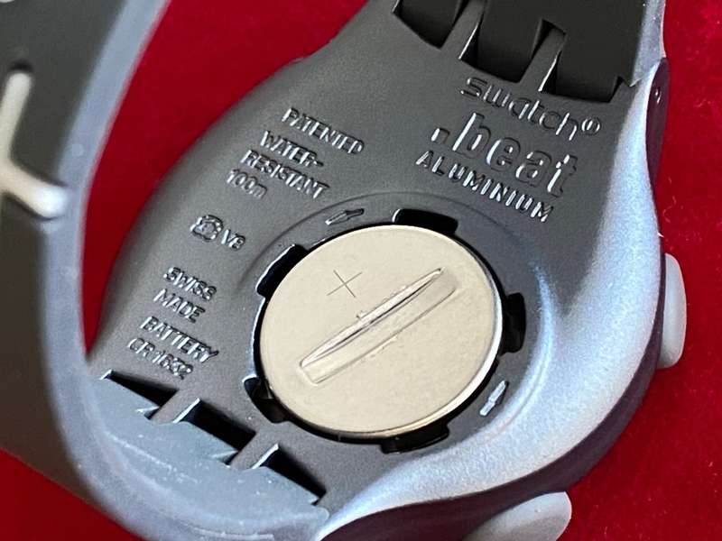 JAMES BOND MOONRAKER SWATCH WATCH Special Edition GENUINE OFFICIAL, LIKE NEW, IN ORIGINAL BOX