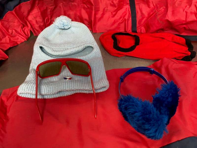 Polaroid sun glasses # 8864 from the 80s + Alpine Ski Winter Lot, skiing, winter, vintage,