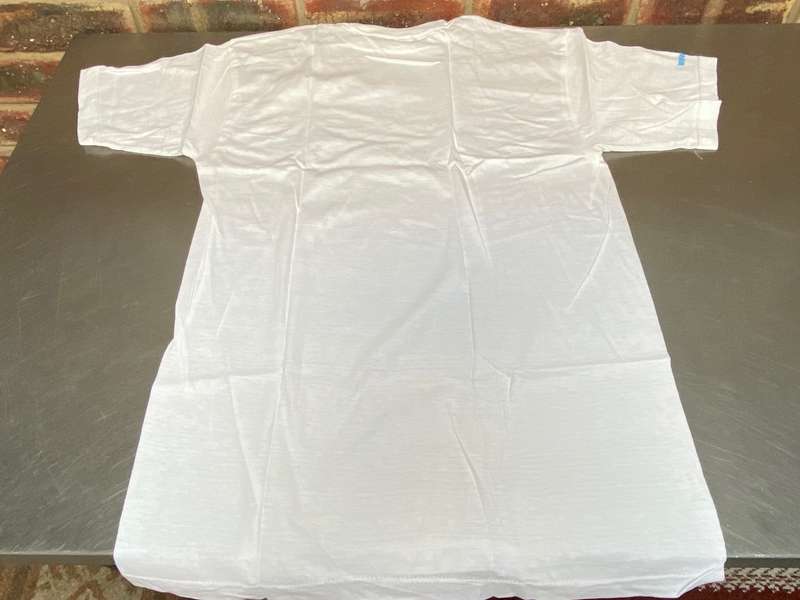 Yashica T-Shirt white , size XL - but more like size L , like new, vintage, collectors item
