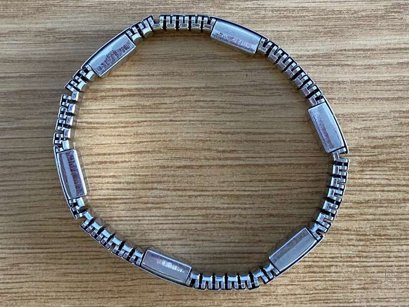 Women/Men Magnetic Bracelet Steel, colour: Silver, one size expandable Magnet Healing Therapy,70s