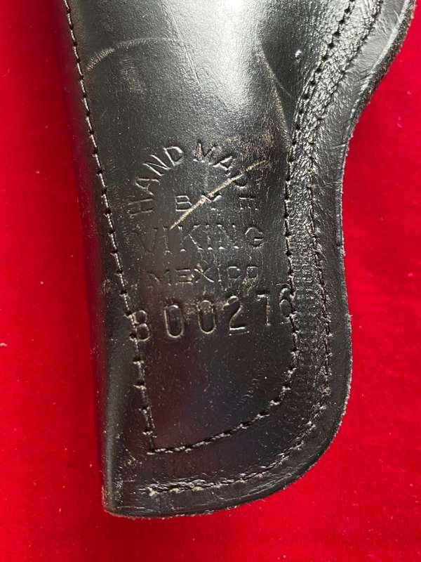 Viking Mexico, hand made, pistol / revolver holster NR. 800276, leather,black,for inside belt using