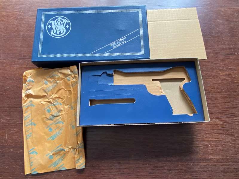 Smith & Wesson empty original box for Model 41 , vintage, rare,