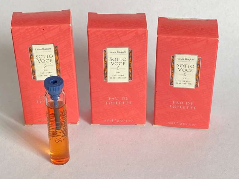 1 x LAURA BIAGIOTTI SOTTO VOCE Eau de Toilette, 2ml bottle, rare, Vintage, Collectors item