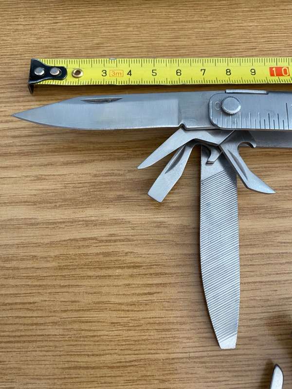 Multi Tool stainless steel 2CR, used, in good condition, hunting, outdoor,knife,pliers