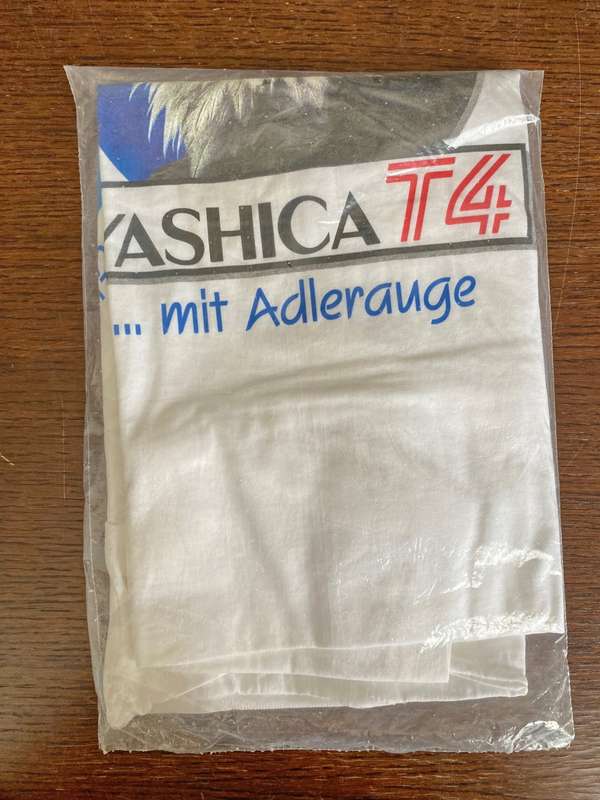 Yashica T4 mit Adlerauge T-Shirt , size XL, collectors item, still like new, not used, vintage