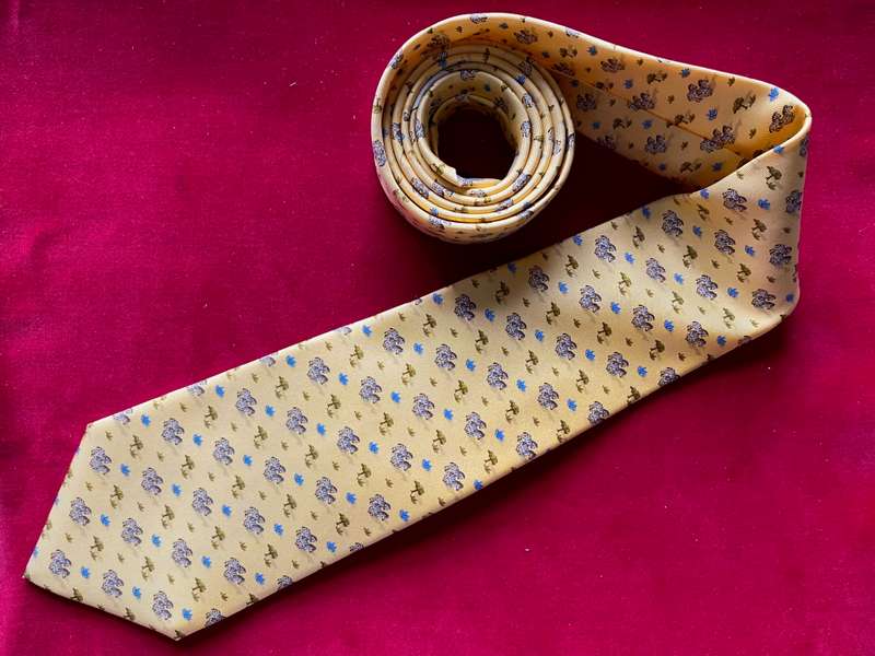 Salvatore Ferragamo Tie, yellow ,zebra, orchidea, new, collectors item, rare, vintage, made in Italy
