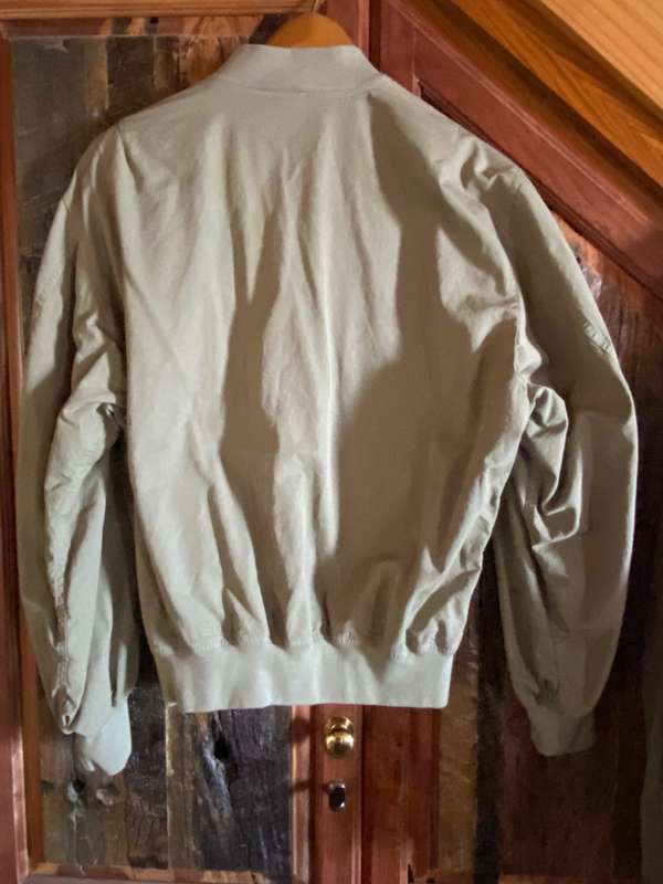 Benetton Jacket Pilot style, Thula ,size 52, more L , olive-green ,in very good condition