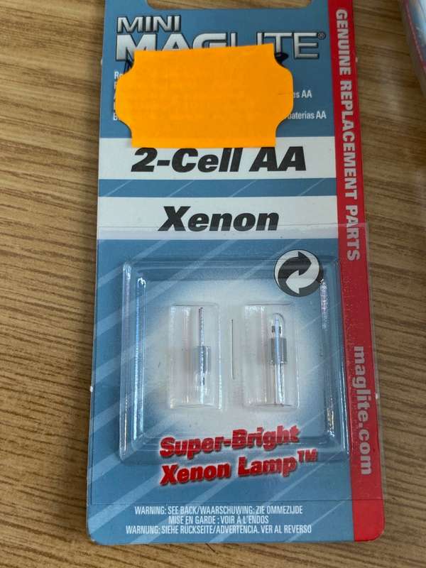 Mini Maglite AA , Aluminium, silver, Mag USA, Set (torch + 2 spare bulbs), torch like new,ever used