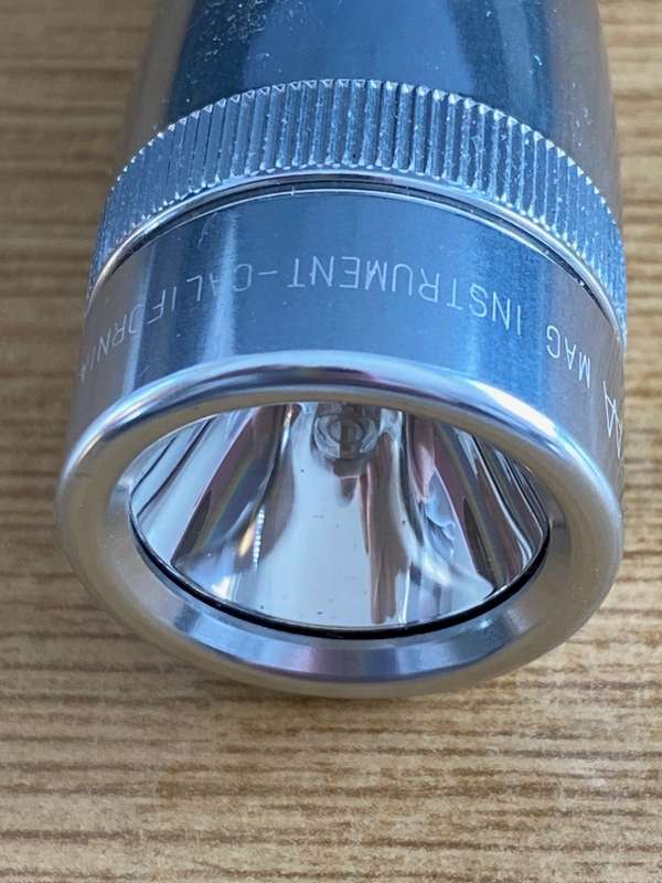 Mini Maglite AA , Aluminium, silver, Mag USA, Set (torch + 2 spare bulbs), torch like new,ever used