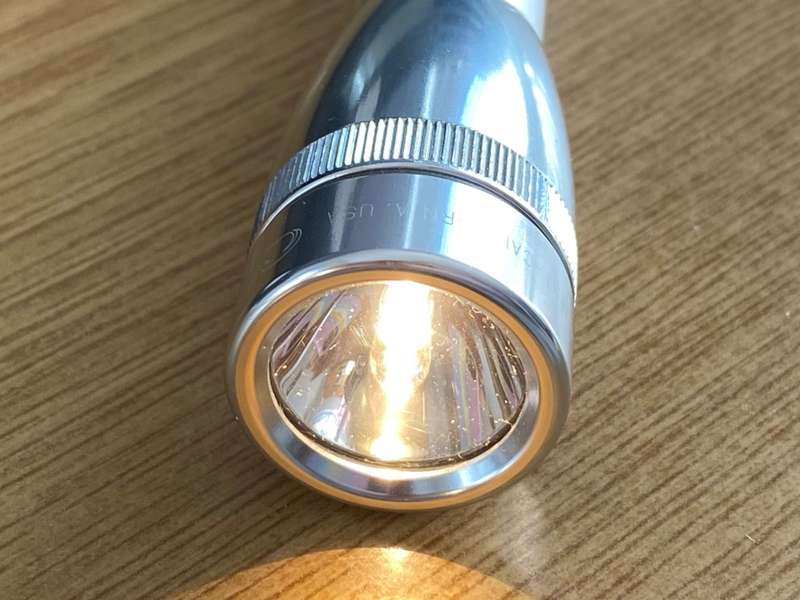 Mini Maglite AA , Aluminium, silver, Mag USA, Set (torch + 2 spare bulbs), torch like new,ever used
