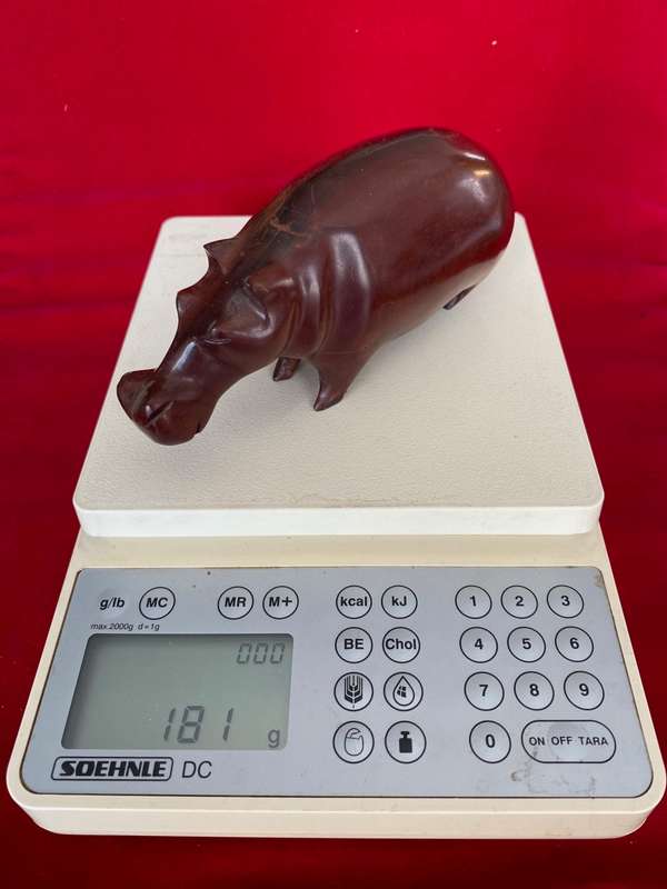 Wooden handcraved Hippo red-brown,from the  90s, size 13cm x 6cm, 181g, african animal (LOT 2)