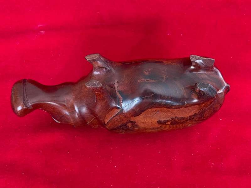 Wooden handcraved Hippo red-brown,from the  90s, size 13cm x 6cm, 181g, african animal (LOT 2)