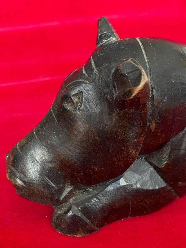 Wooden handcraved Hippo brown, from the  90s, size 16.5cm x 8cm, 363g, african animal (LOT 1)