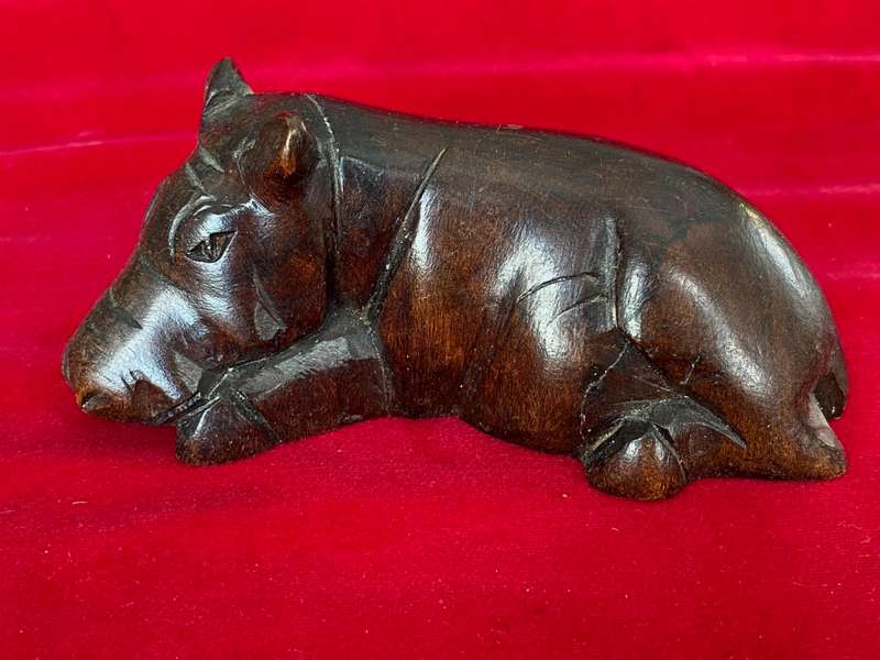 Wooden handcraved Hippo brown, from the  90s, size 12cm x 5cm, 163g, african animal (LOT 3)