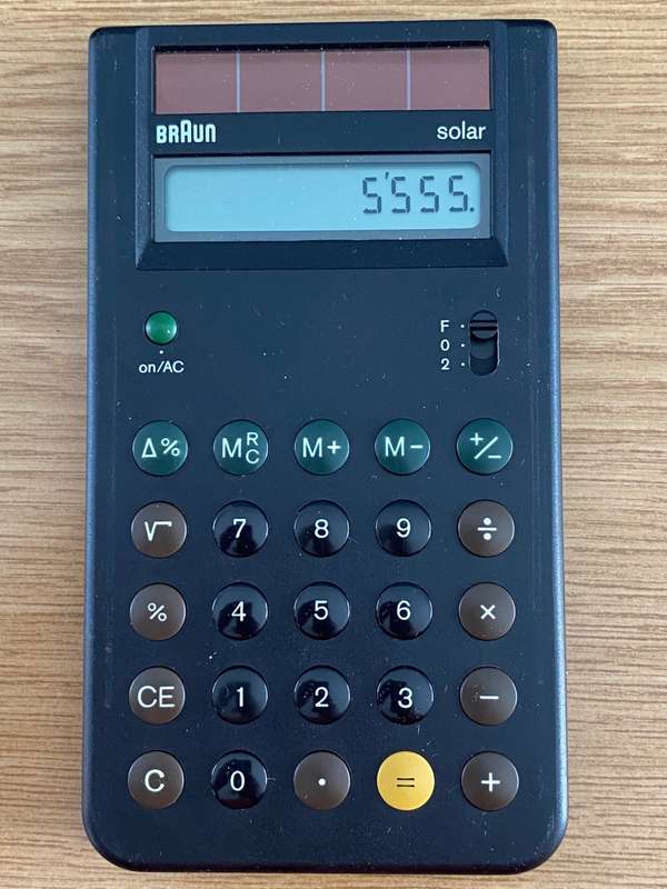Braun Solar Calculator Type 4777 from 80s,  vintage, collectors item