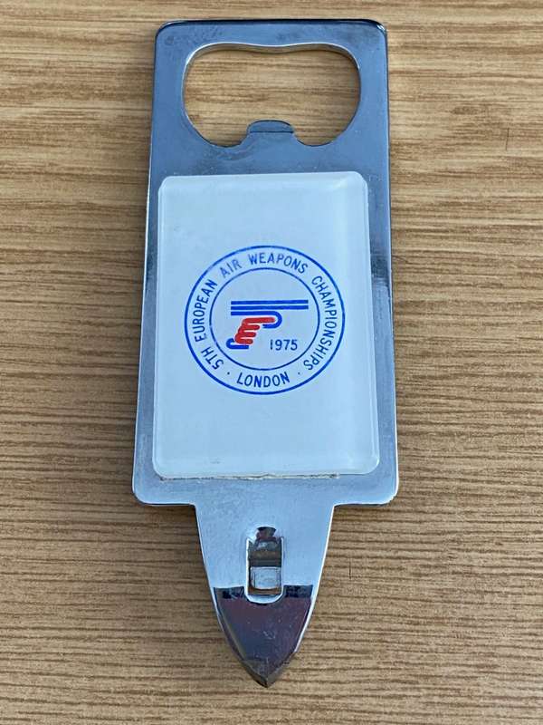 5th European Air Weapons Championships London 1975 bottle opener, metal, vintage,collectors item