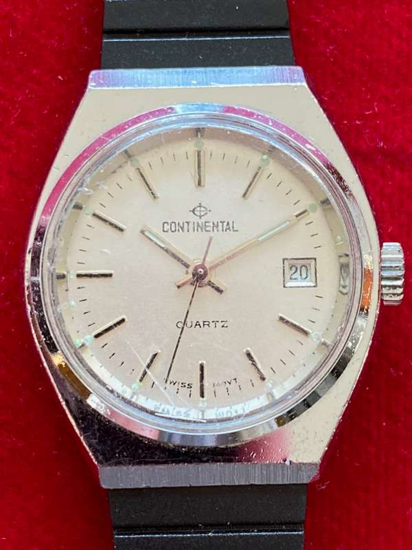 Continental Quartz Woman Economic Watch 30m Water Resistant 70s Collectors Item