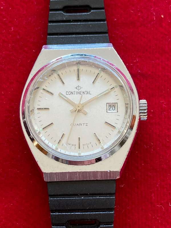 Continental Quartz Woman Economic Watch 30m Water Resistant 70s Collectors Item