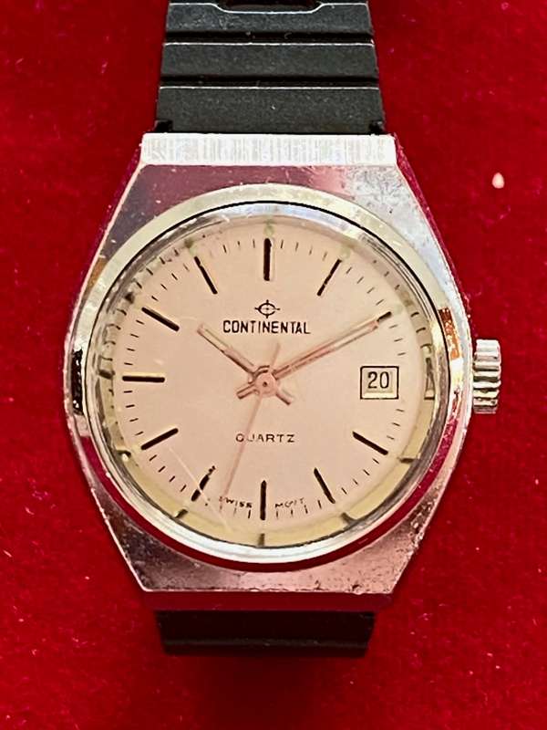 Continental Quartz Woman Economic Watch 30m Water Resistant 70s Collectors Item