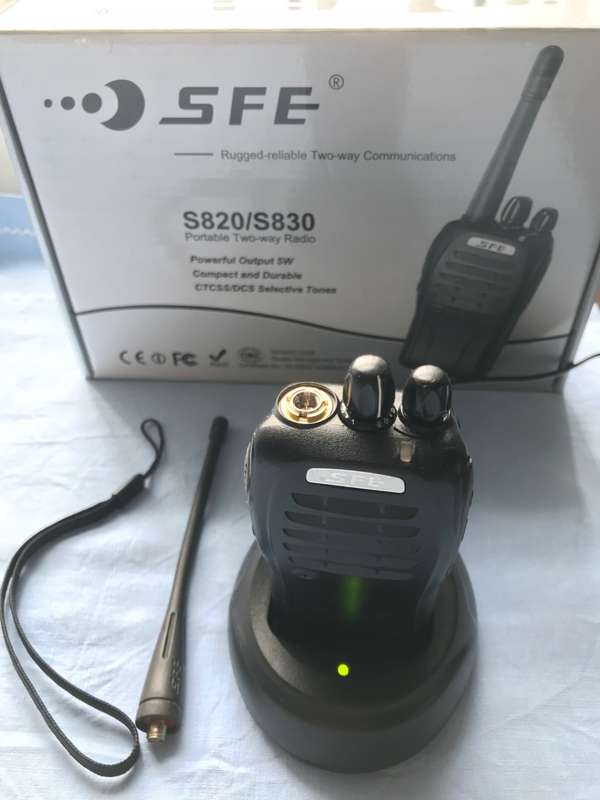 1 X SFE  Two Way Radio,handheld - WALKY TALKY # 8202012107028 , high quality professional long range