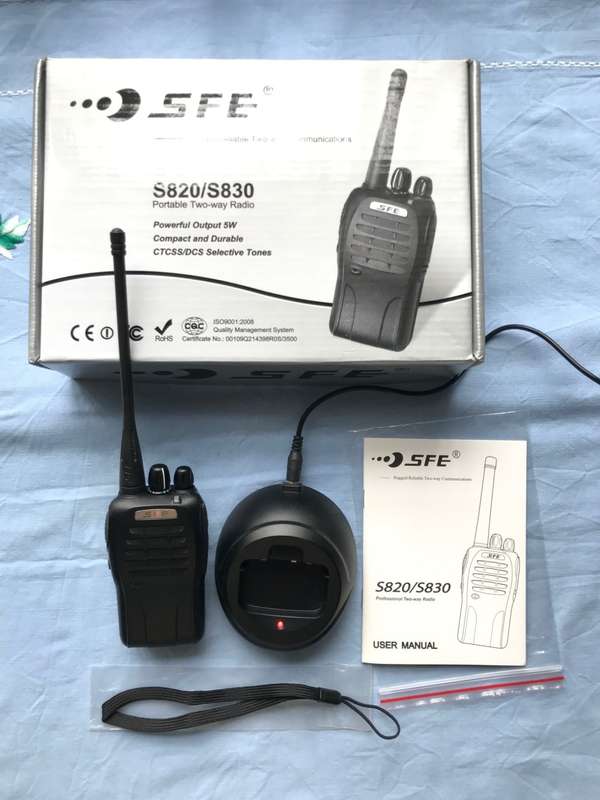 1 X SFE  Two Way Radio,handheld - WALKY TALKY # 8202013018837 , high quality professional long range